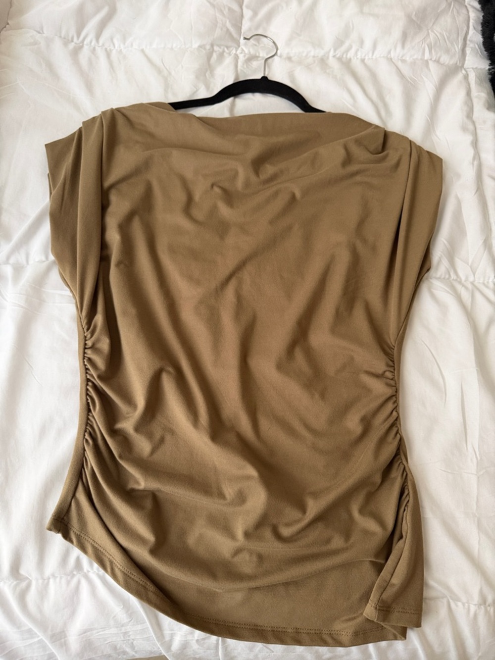 H&M divided top